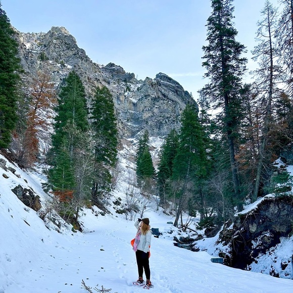 Meet your Posher, Alisa - Picture 3 of 12